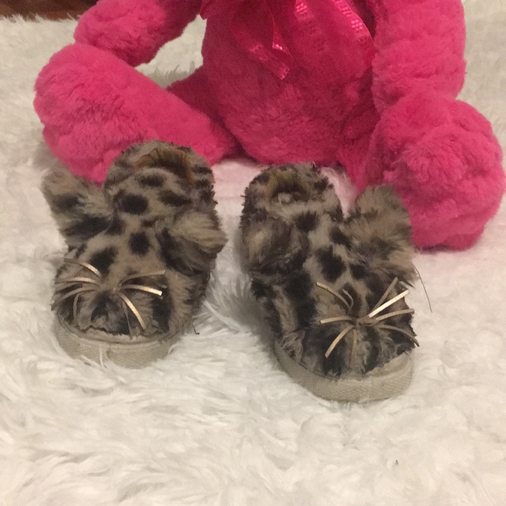 Mouse shoes